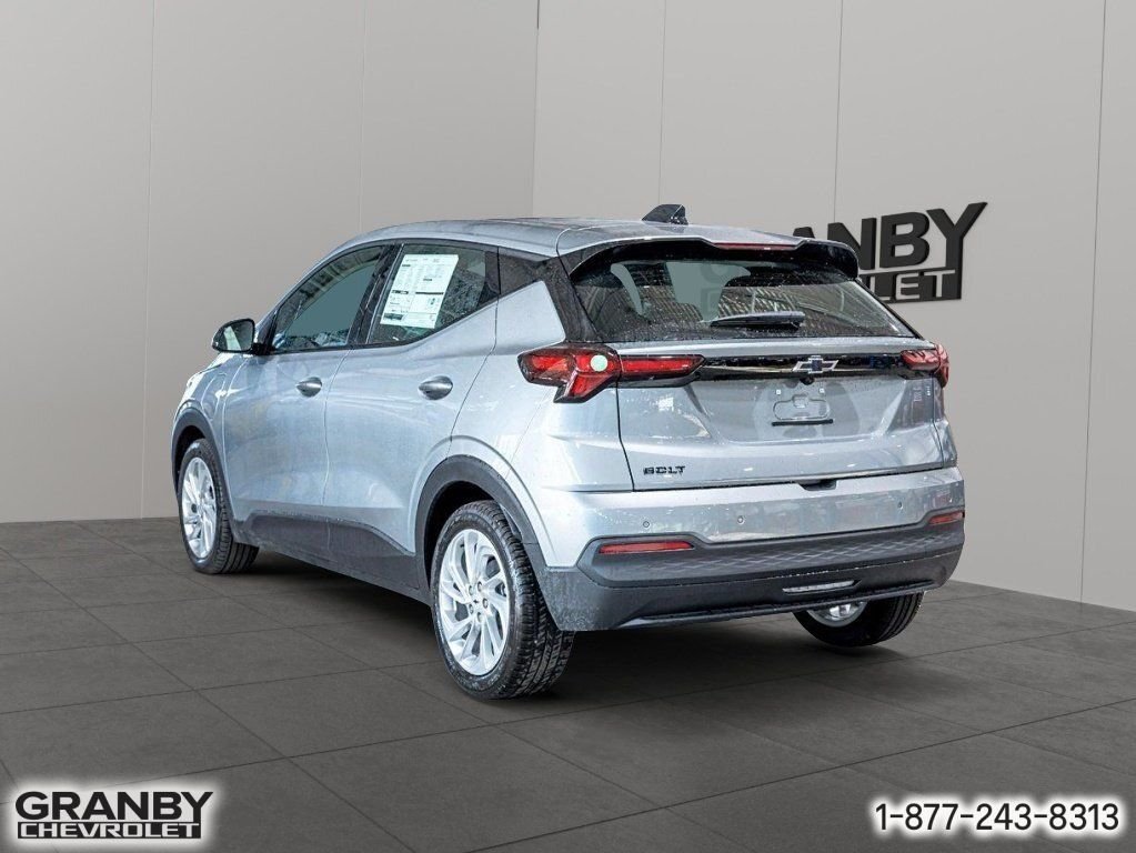 Chevrolet Bolt Traction avant 4 portes LT | 27-0117 2027 Gris sterling métallisé Granby - photo #2
