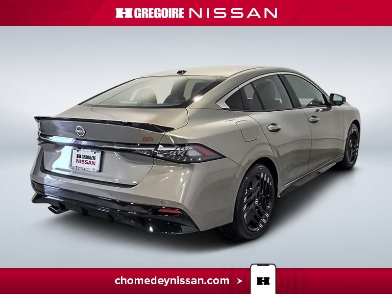 2026 Nissan Sentra Bronze Laval - photo #8