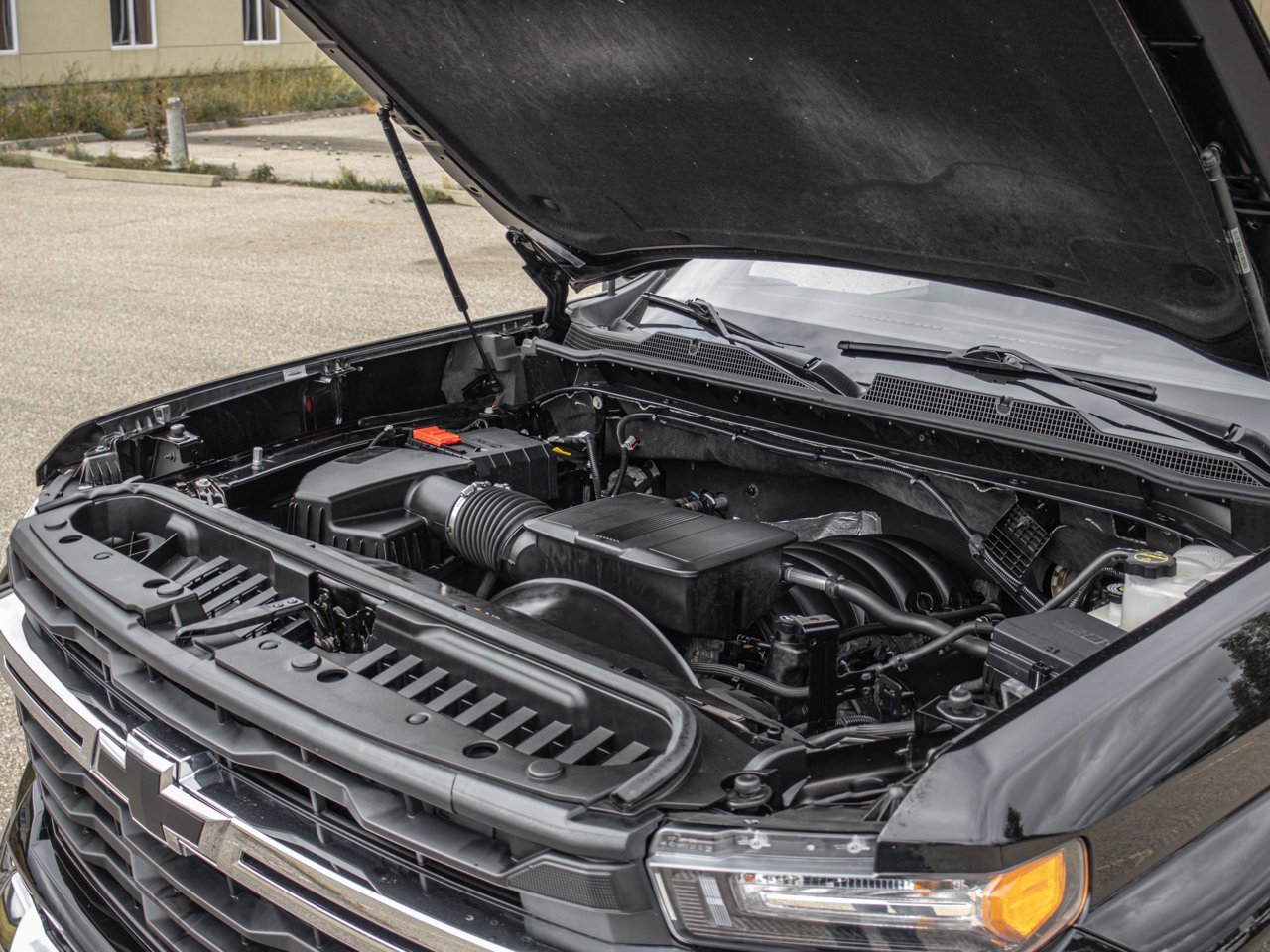 2024 Chevrolet Silverado 2500HD 4WD Crew Cab 159 LT Black Sherwood Park - photo #7