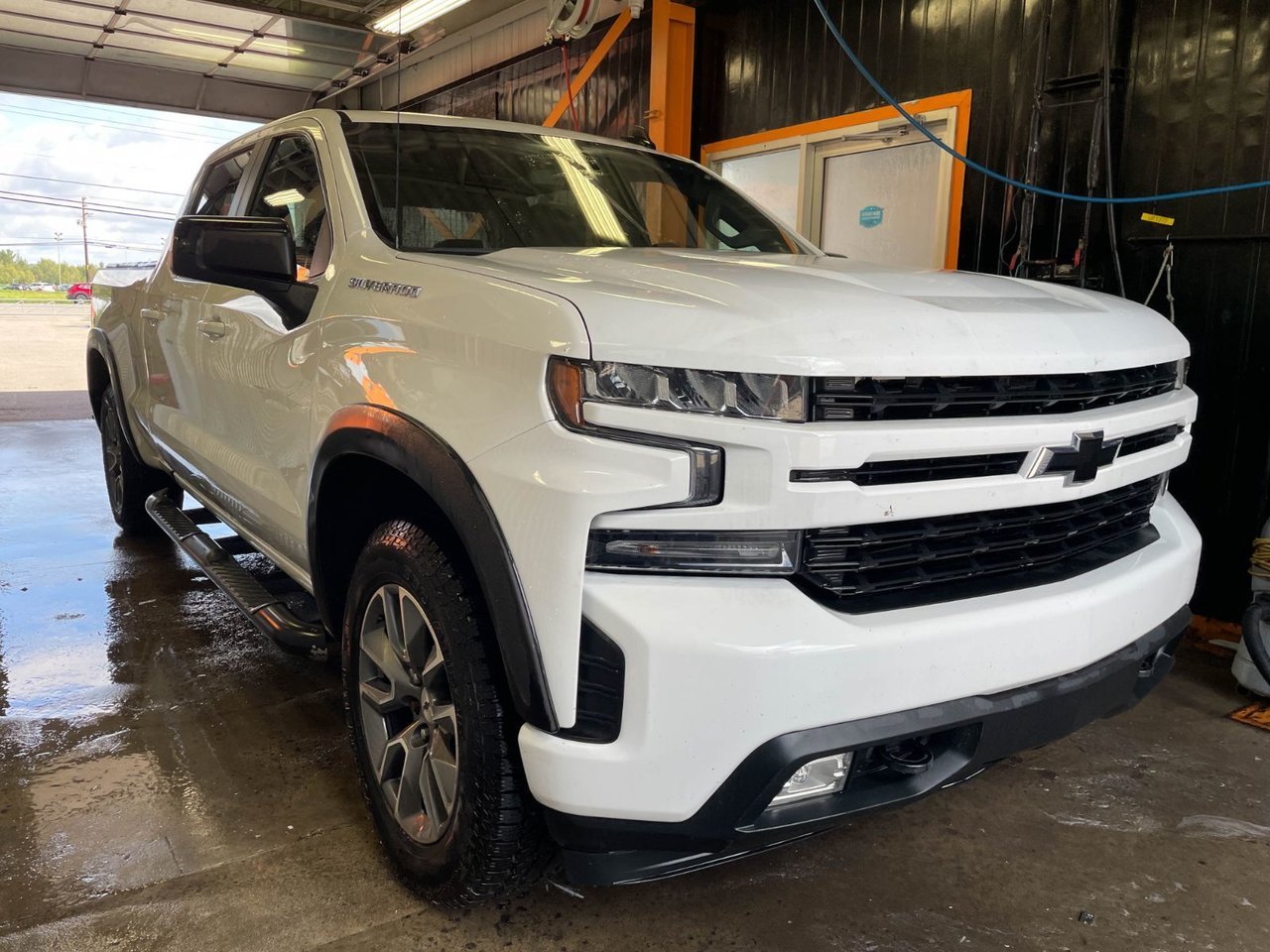 2021 Chevrolet Silverado 1500 RST CREW 4X4 *SIÈGES CHAUFF* BOSE CARPLAY BEDLINER White Saint-Jérôme - photo #8