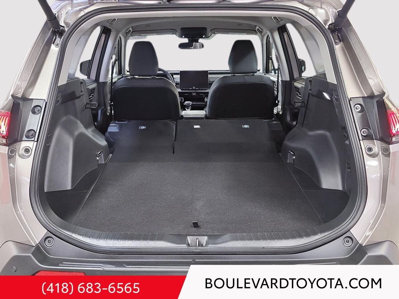 2026 Toyota RAV4 531879-12 | XLE, AWD Brown Québec - photo #20