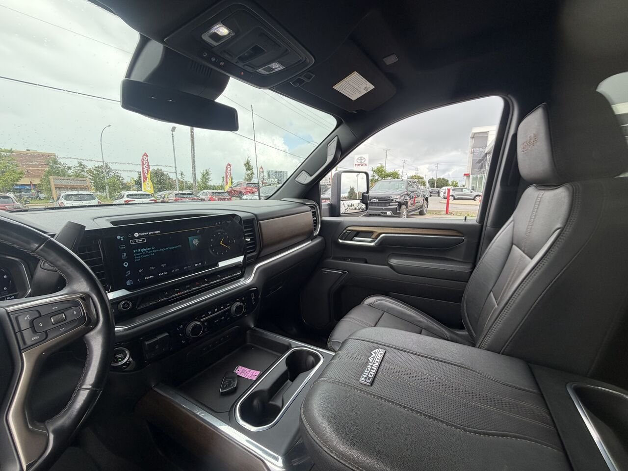 2024 CHEVROLET SILVERADO K3500 HIGH CTRY High Country cabine multiplace 4RM 172 po Black Gatineau - photo #7