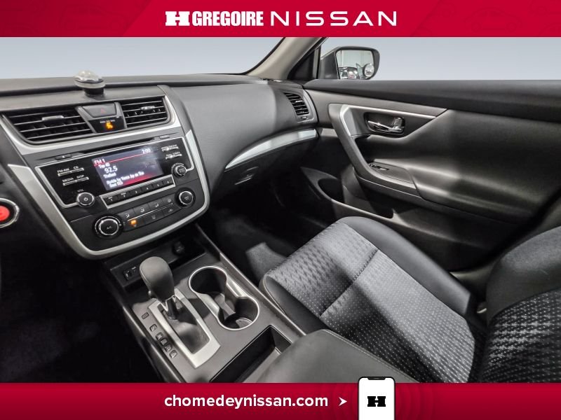 Nissan Altima CR7350 | 2.5 S * Mag * Caméra * Bluetooth * A/C 2016 Argent Laval - photo #22