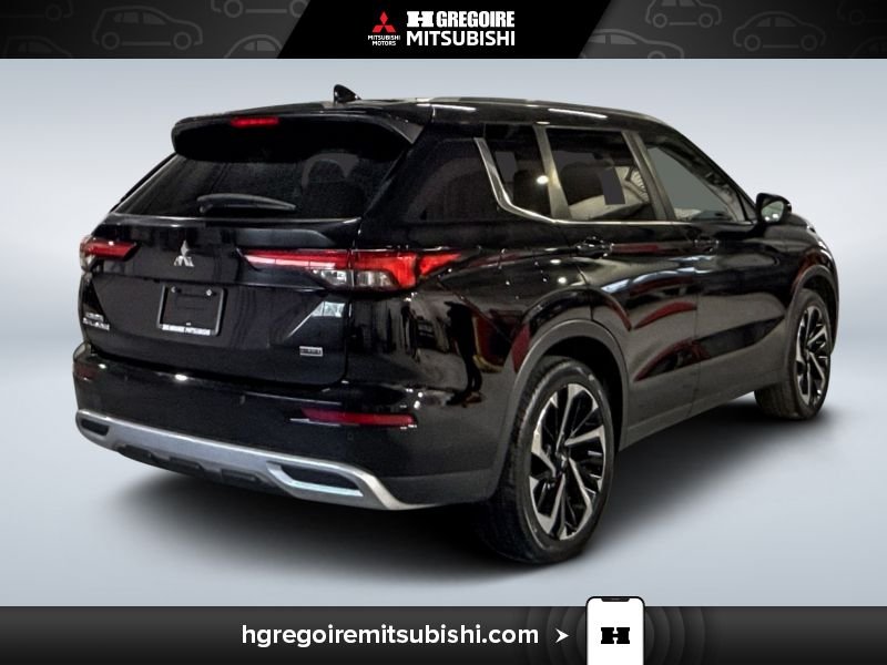 Mitsubishi Outlander 2022 Noir Blainville - photo #8