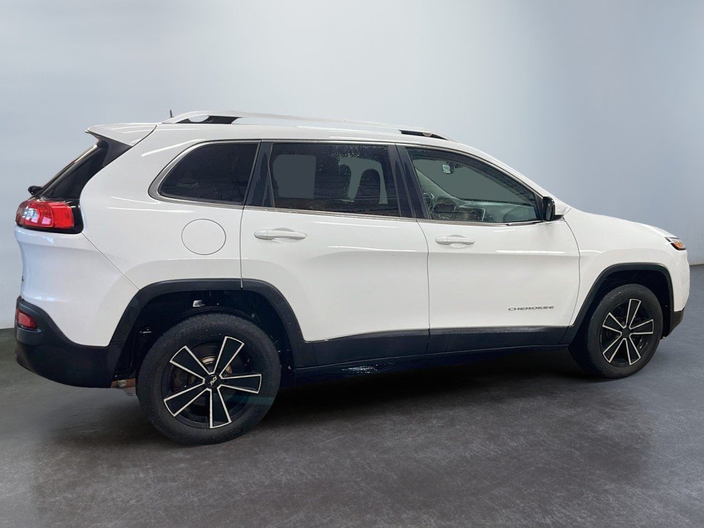 2016 Jeep Cherokee 4x4 North Édition White Amos - photo #7