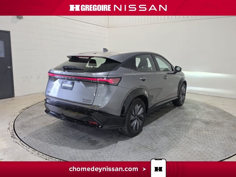 2023 Nissan Ariya Grey Laval - photo #8