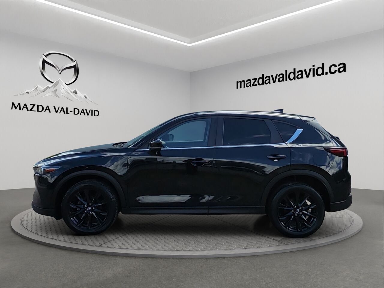 2023 Mazda CX-5 Édition Kuro TI, sièges en cuir, Toit ouvrant, Volant chauffant Black Val-David - photo #1