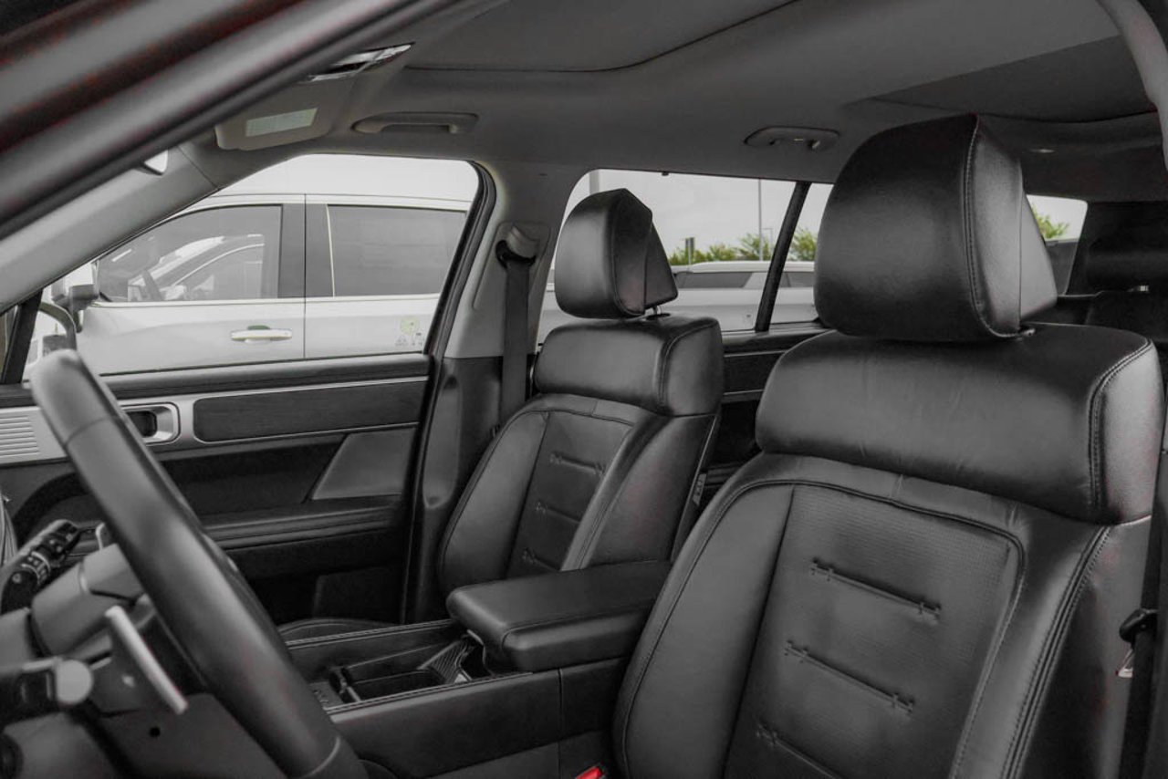 2024 Hyundai Santa Fe Luxury AWD Bronze Sherwood Park - photo #32