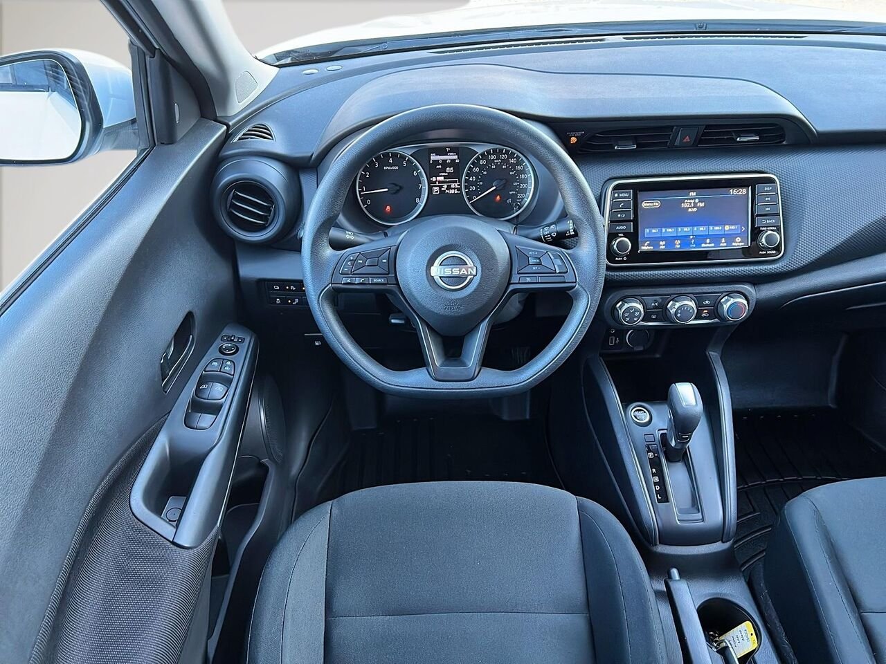 Nissan Kicks S TA 2024 Blanc Québec - photo #13