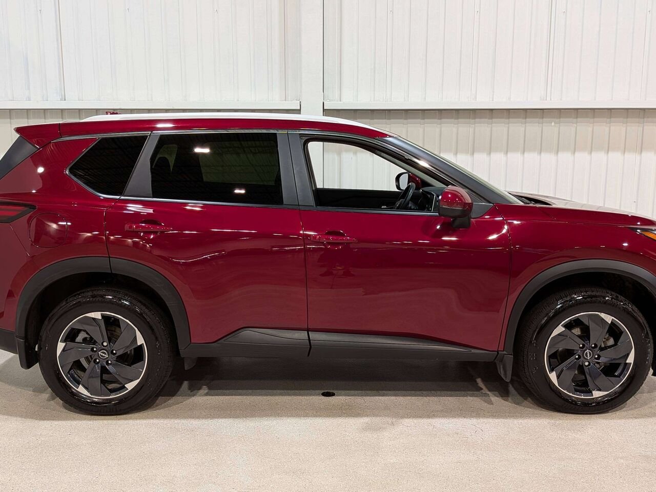 2024 Nissan Rogue AWD SV Moonroof Red Val-David - photo #7