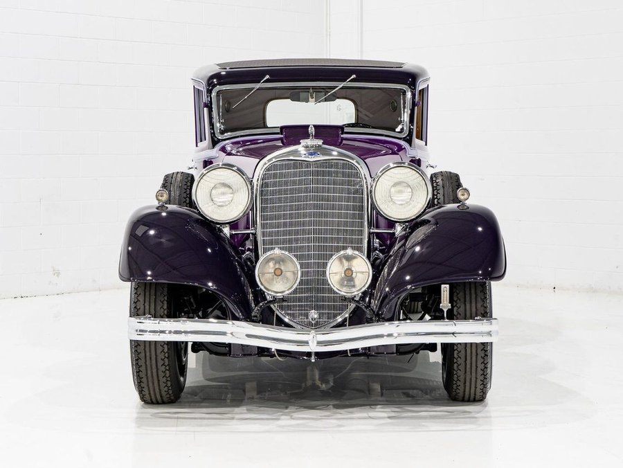 Lincoln KB Victoria Coupe 1933 1933 mauve