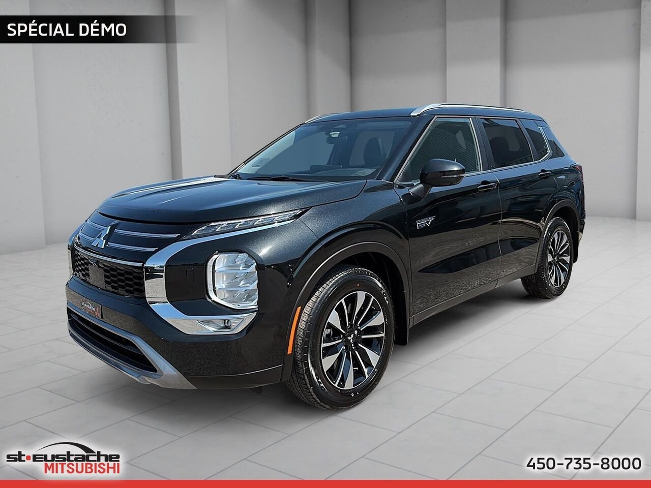 2026 Mitsubishi Outlander Plug-In Hybrid Black Diamond Premium Finish Saint-Eustache - photo #0
