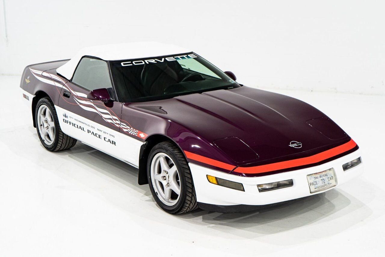 Chevrolet Corvette Convertible Pace Car 1995 Mauve Montréal - photo #60