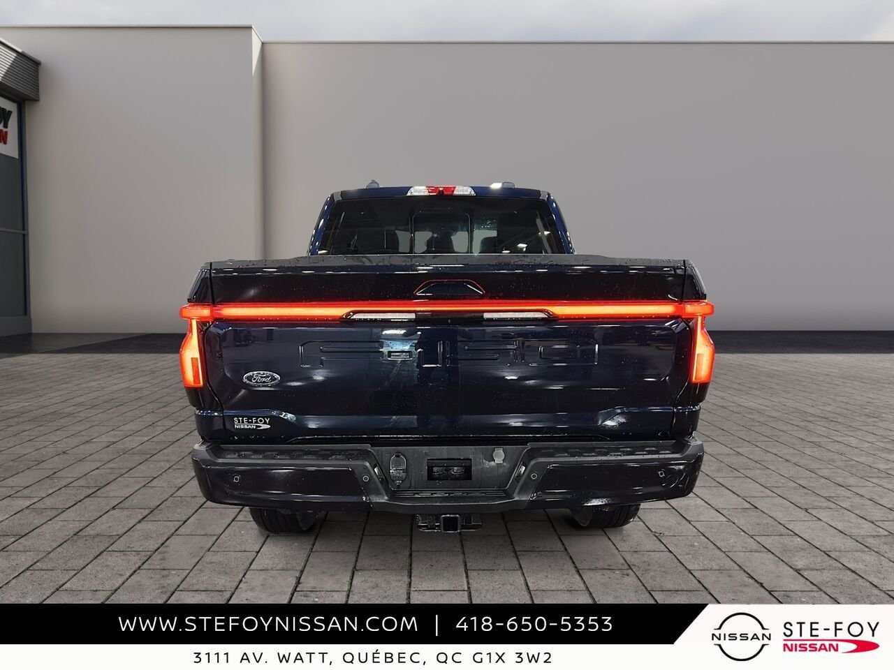 Ford F-150 Lightning GROUPE 510 A, standard range 2023 Bleu Ste-Foy - photo #2