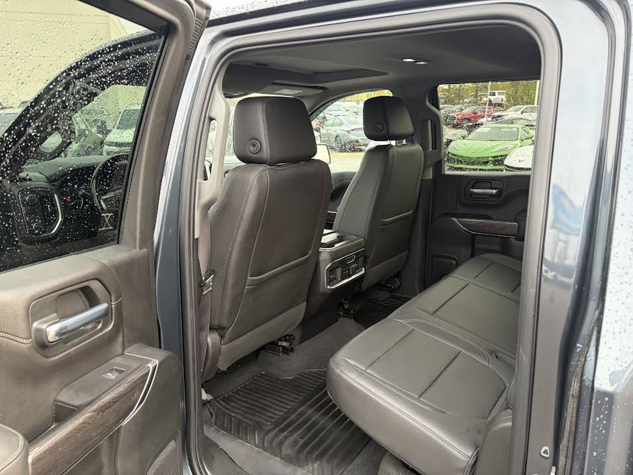 2020 Chevrolet Silverado 1500 4WD Crew Cab 147 LTZ Grey Sherwood Park - photo #5