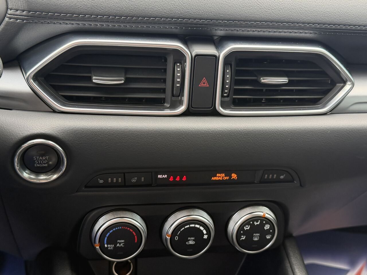 2019 Mazda CX-5 Grey Ste-Marie - photo #18