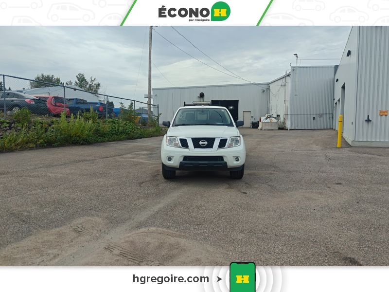 2018 Nissan Frontier White Laval - photo #1