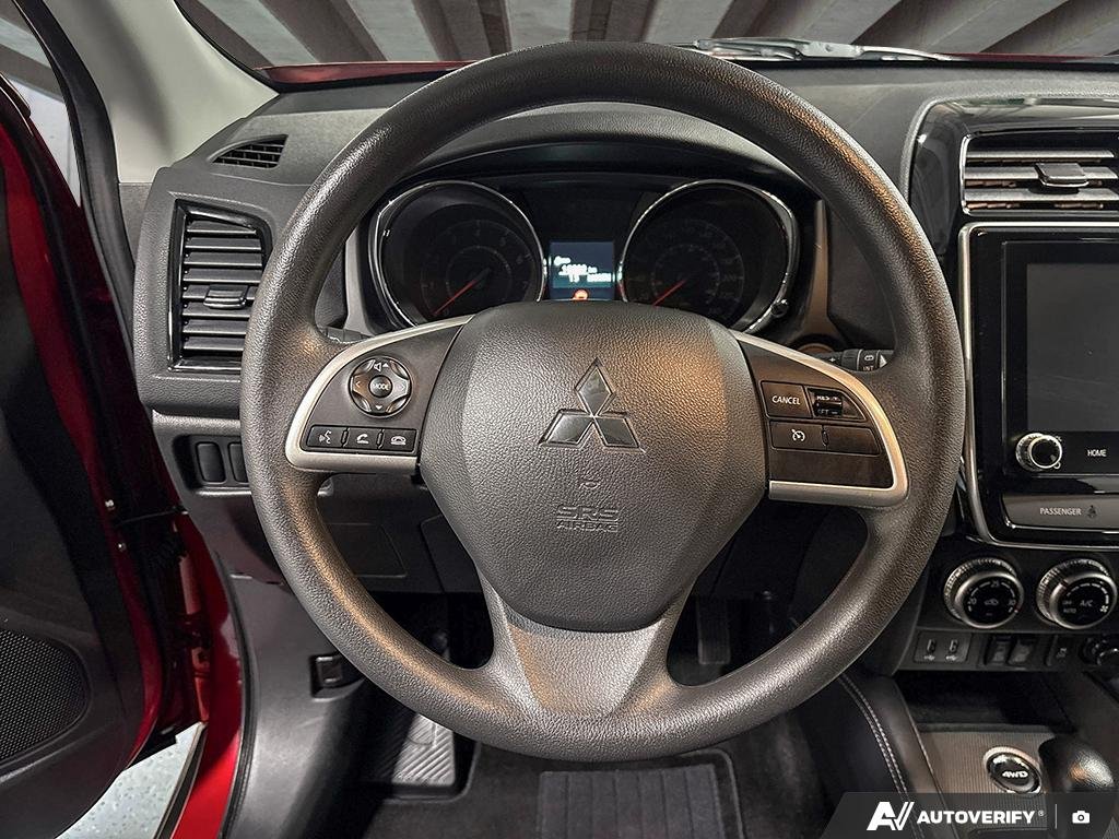 2026 Mitsubishi RVR 264049 | ES Red Edmonton - photo #9