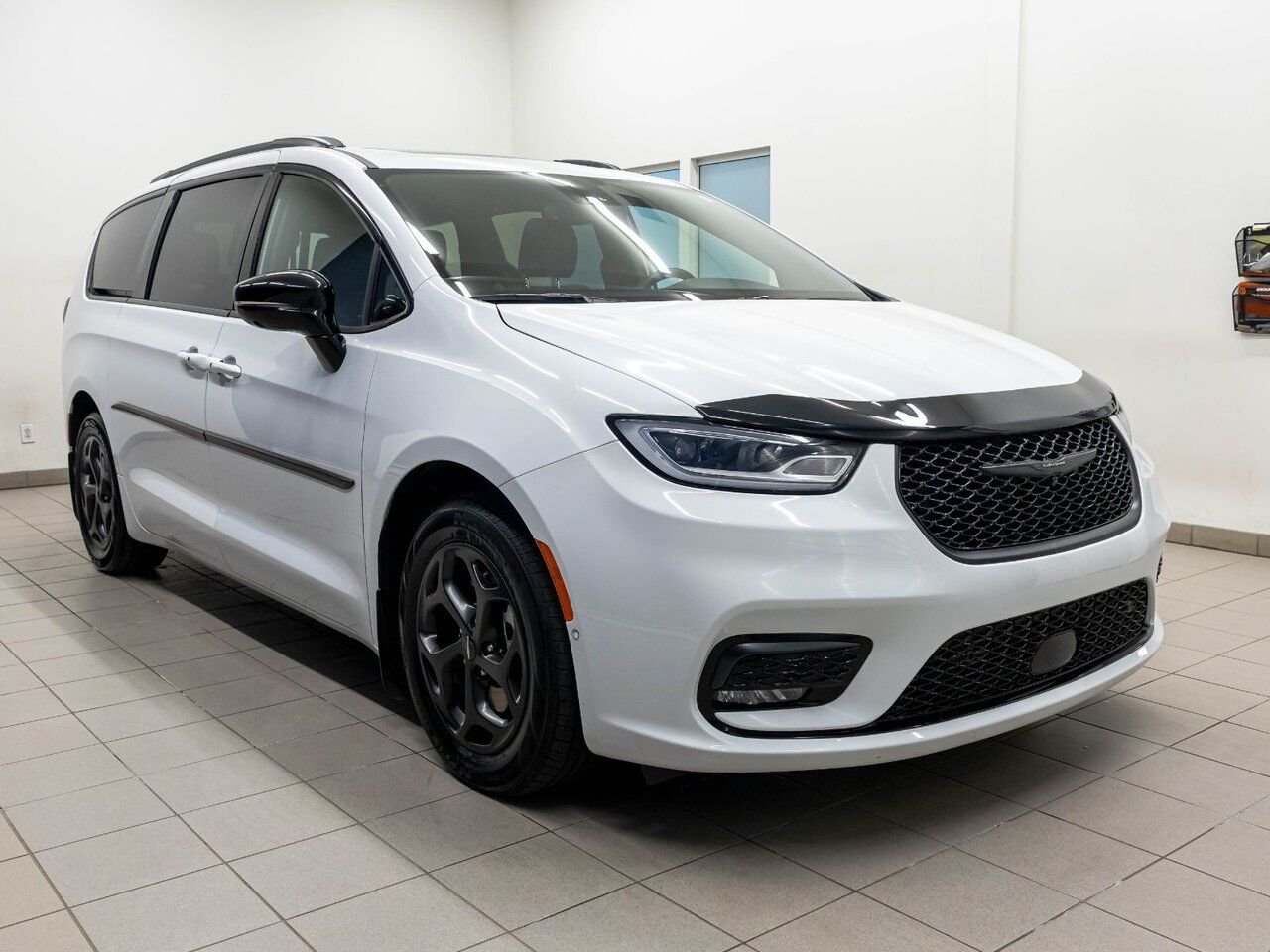 Chrysler Pacifica Hybrid SELECT PREMIUM S *TOIT* NAV CUIR SIÈGES VENTIL 2024 Blanc Saint-Jérôme - photo #10