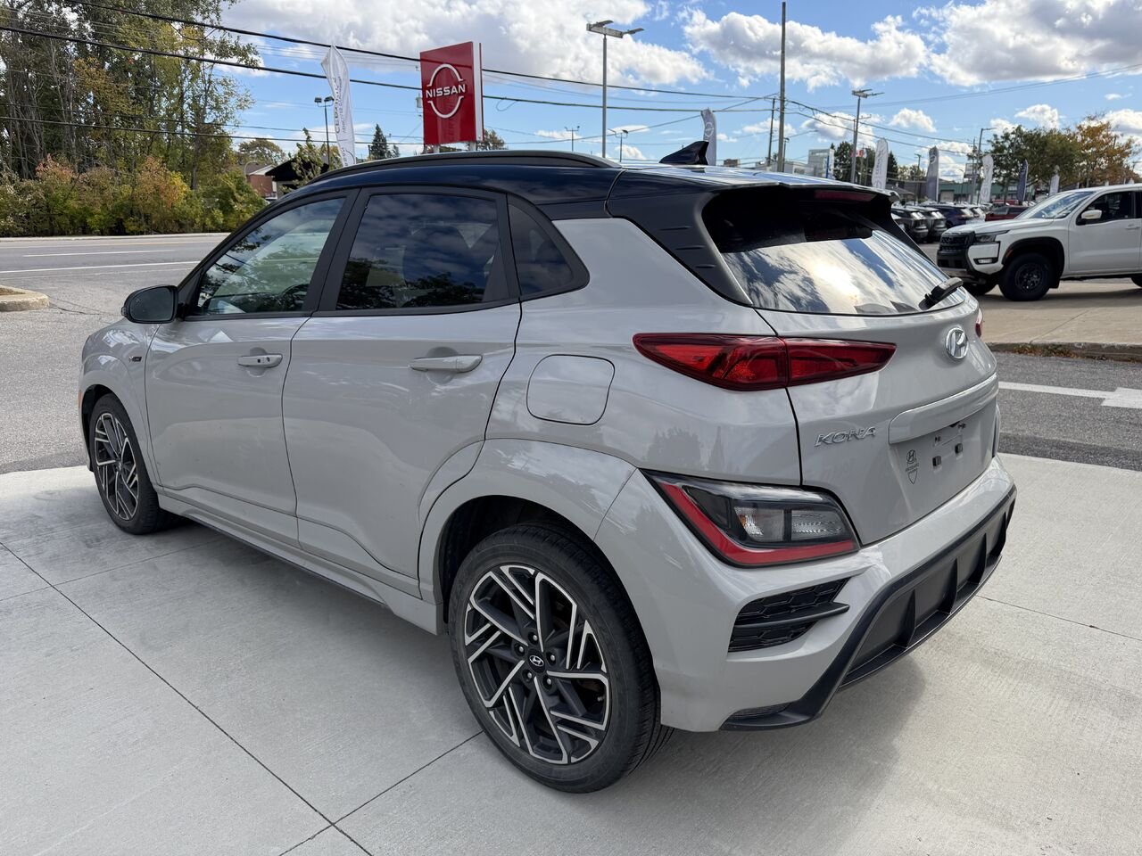 Hyundai Kona 1.6T N Line TI avec toit bicolore 2023 Gris Châteauguay - photo #7