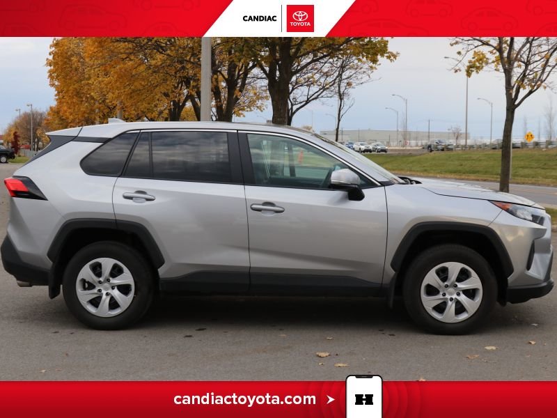 2025 Toyota Rav 4 Silver Laval - photo #11