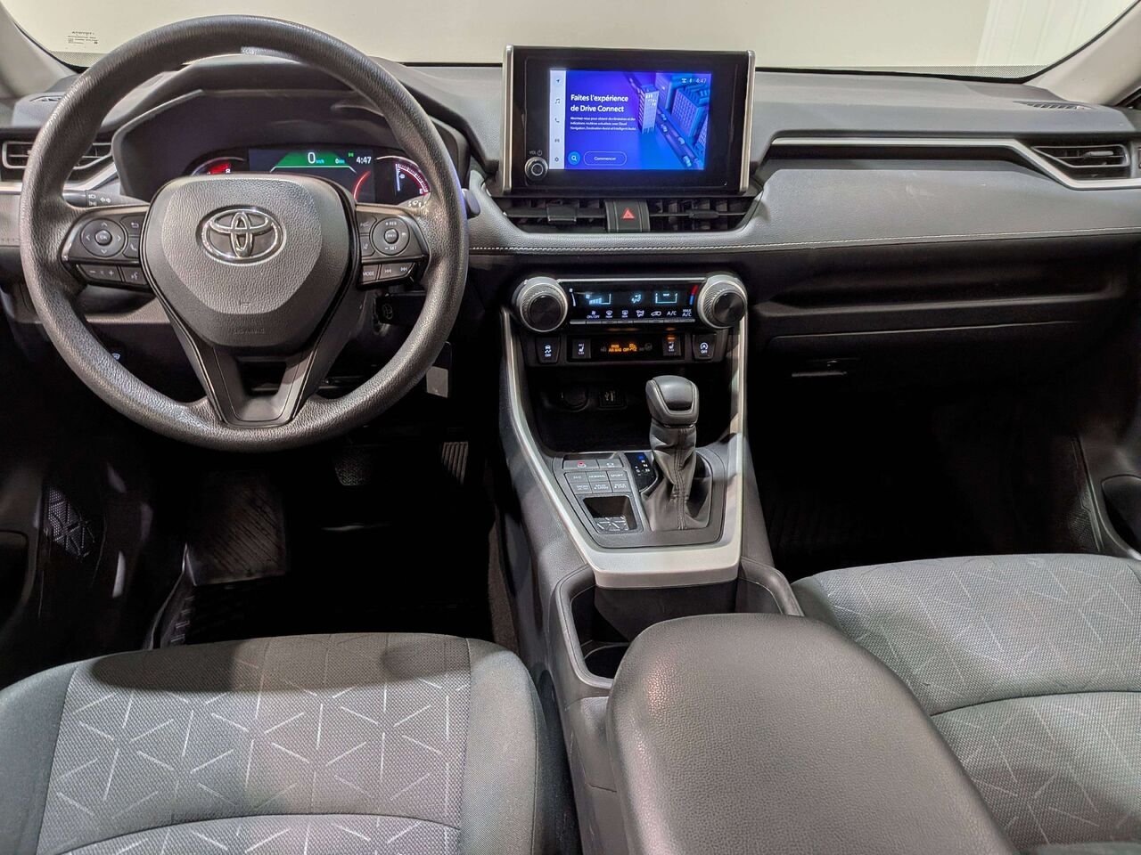 2024 Toyota RAV4 LE AWD Black Val-David - photo #27