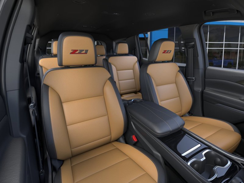2027 CHEVROLET Traverse TRAVERSE AWD Z71 (2Z7) MOSAIC BLACK METALLIC Rivière-du-Loup - photo #5