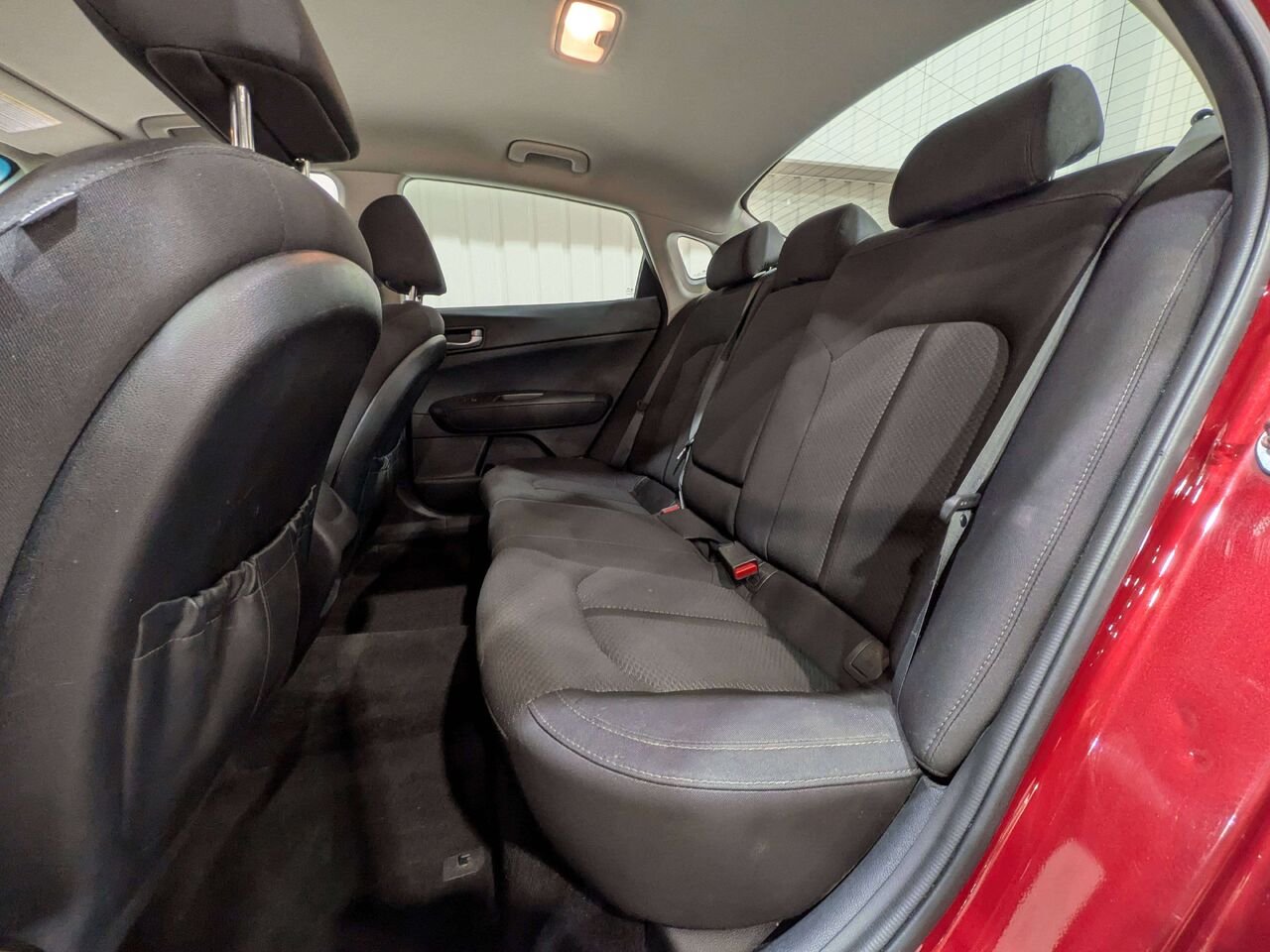 2018 Kia Optima LX Auto Red Val-David - photo #10