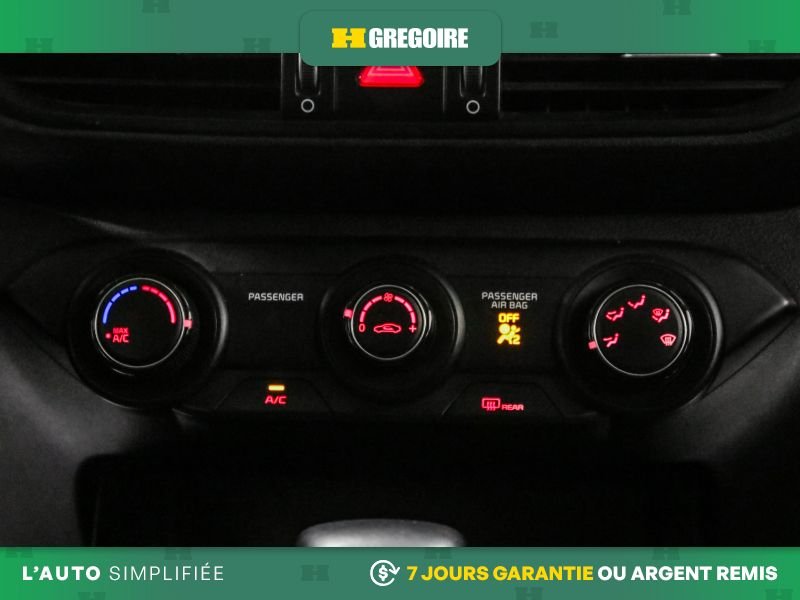 Kia Forte 2020 Argent Saint-Léonard - photo #22