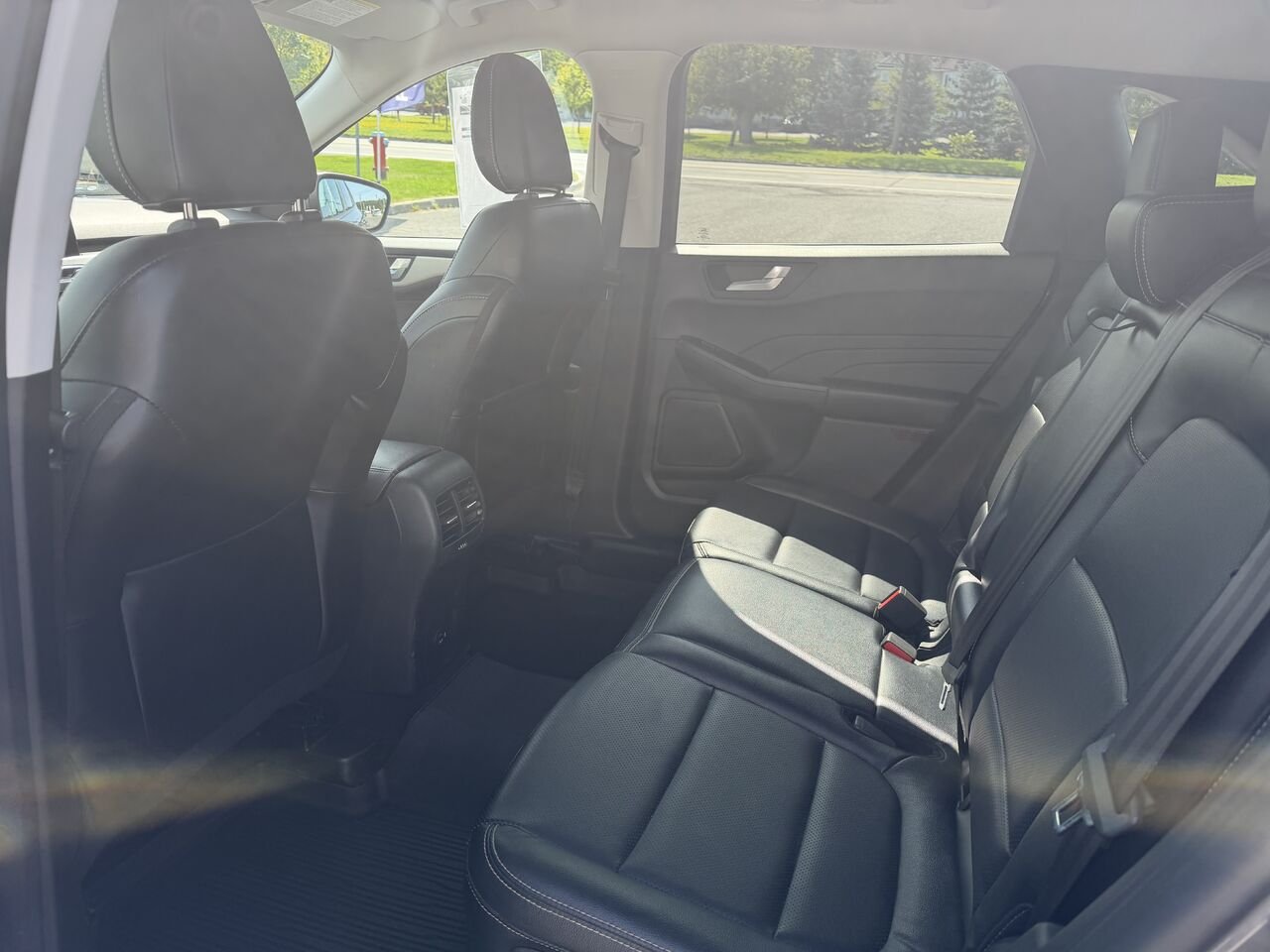 Ford ESCAPE 2022 Gris Montmagny - photo #5