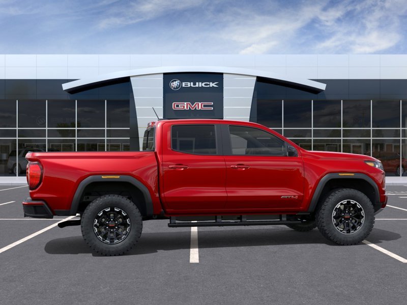 GMC Canyon AT4 cabine multiplace 4RM 2026 TEINTE ROUGE VOLCANIQUE Gatineau - photo #4