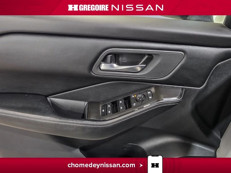 Nissan Rogue CL7567 | SV Moonroof * AWD *Carplay * Bancs Chauffants 2024 Blanc Laval - photo #13
