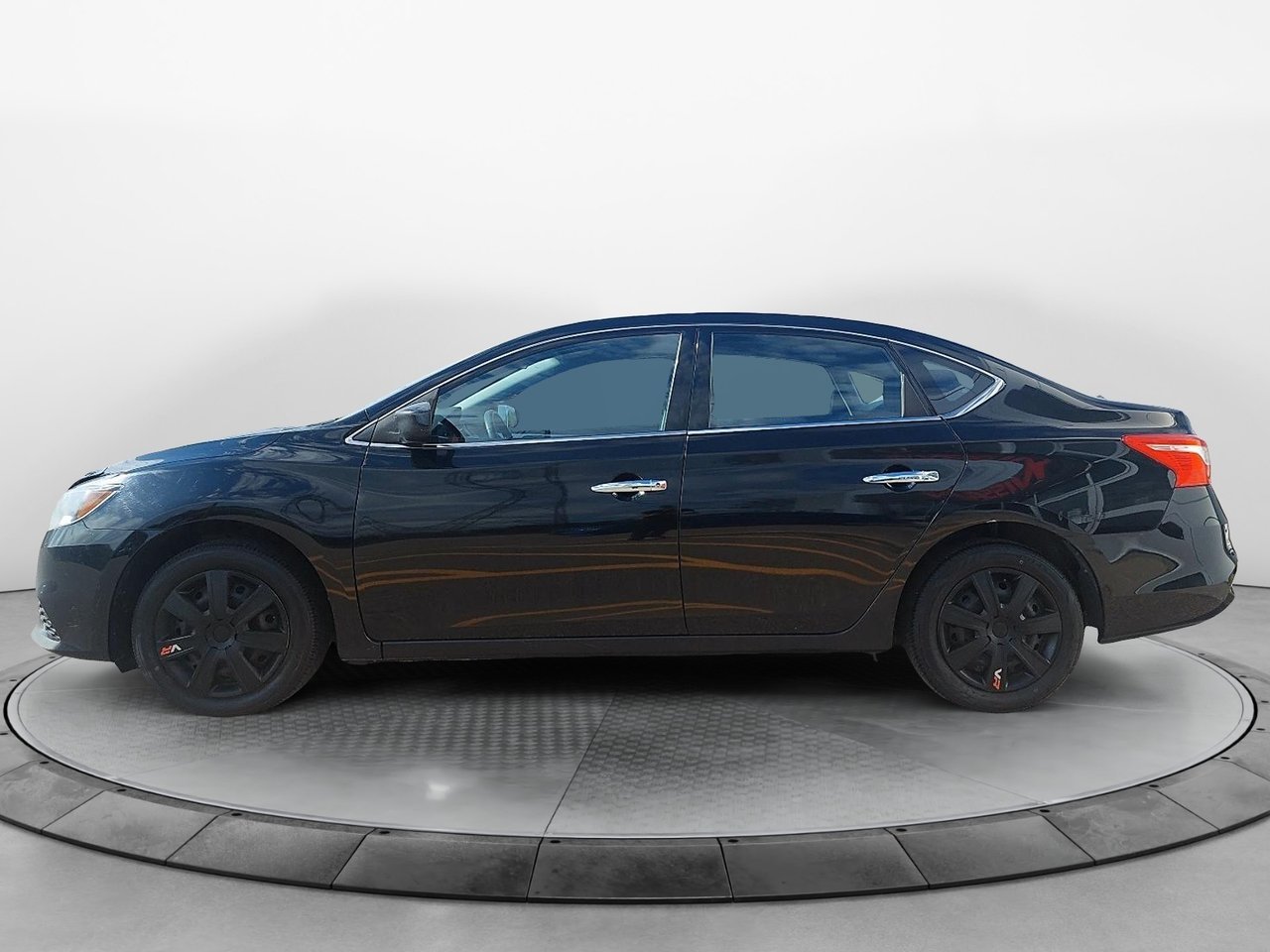 Nissan Sentra 2019 Noir Baie-Comeau - photo #4