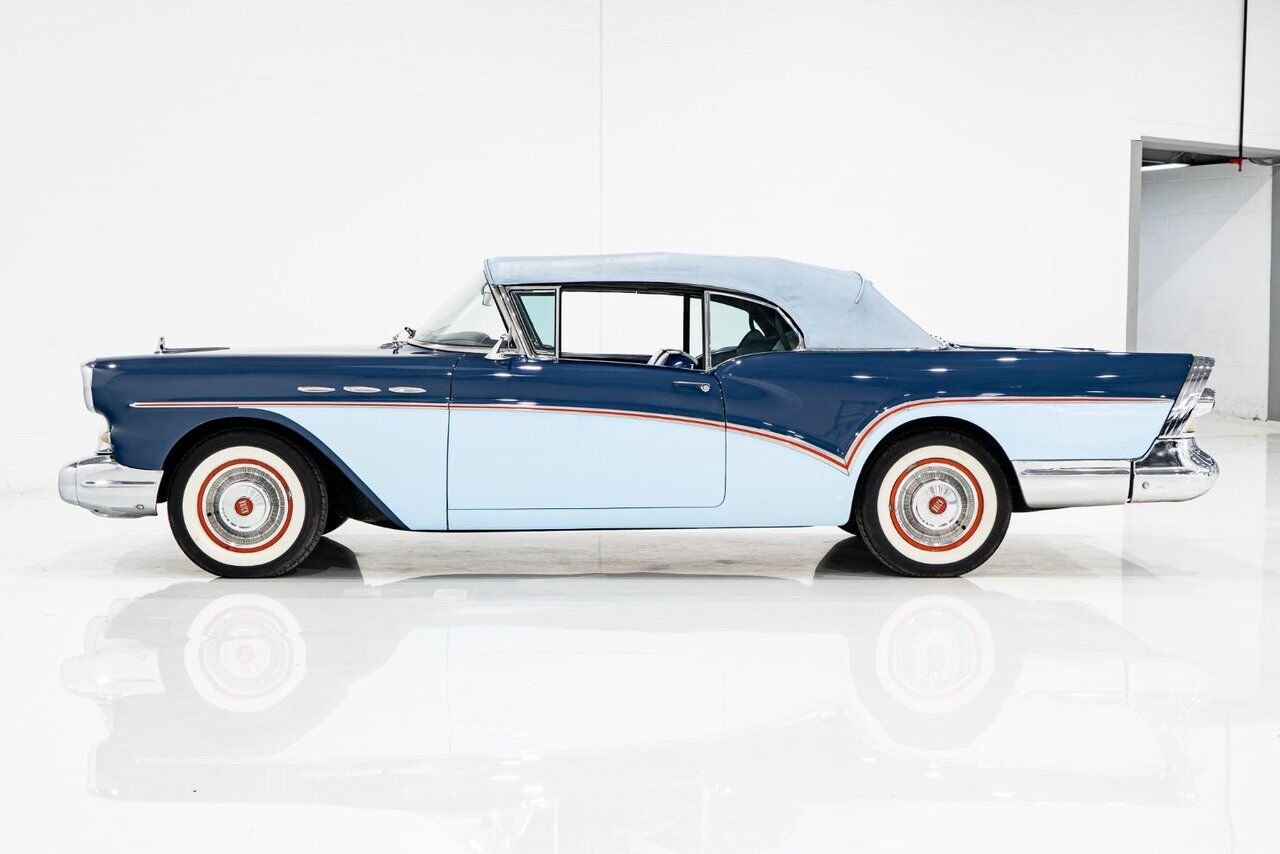 Buick Special 364/300HP NailHead 1 of only 2,056 1957 Bleu Montréal - photo #6