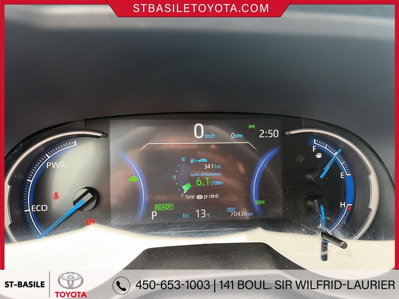 Toyota RAV4 Hybride 2023 Bleu heliographique Saint-Basile-le-Grand - photo #16