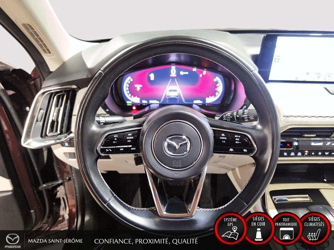 Mazda CX-90 hybride léger SIGNATURE TI | 1 PROPRIÉTAIRE | JAMAIS ACCIDENTÉ | HYBRIDE LÉGER | TOIT PANORAMIQUE | CUIR NAPPA 2024 Rouge Saint-Jérôme - photo #12