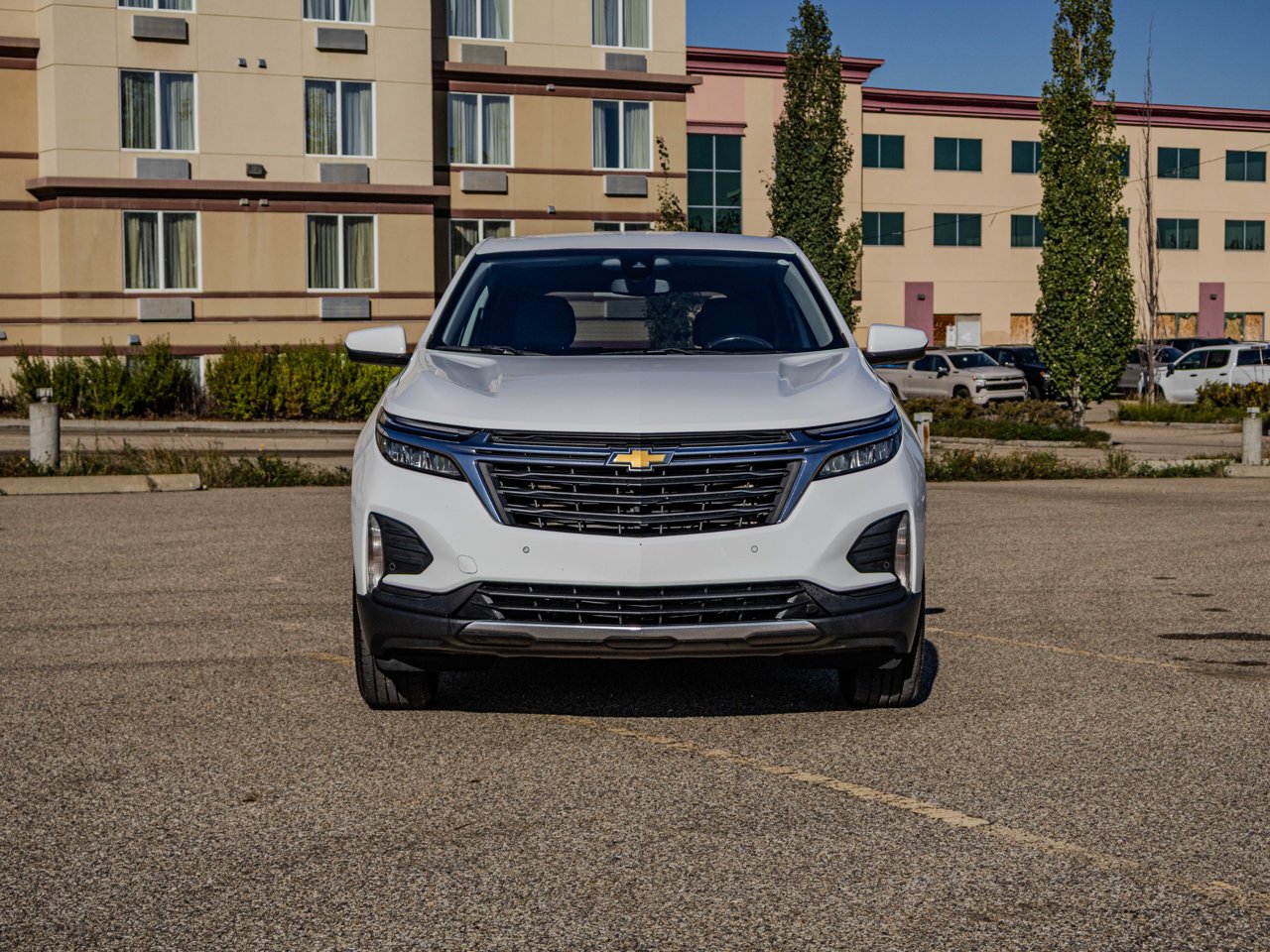 2022 Chevrolet Equinox AWD 4dr LT w/1LT White Sherwood Park - photo #2