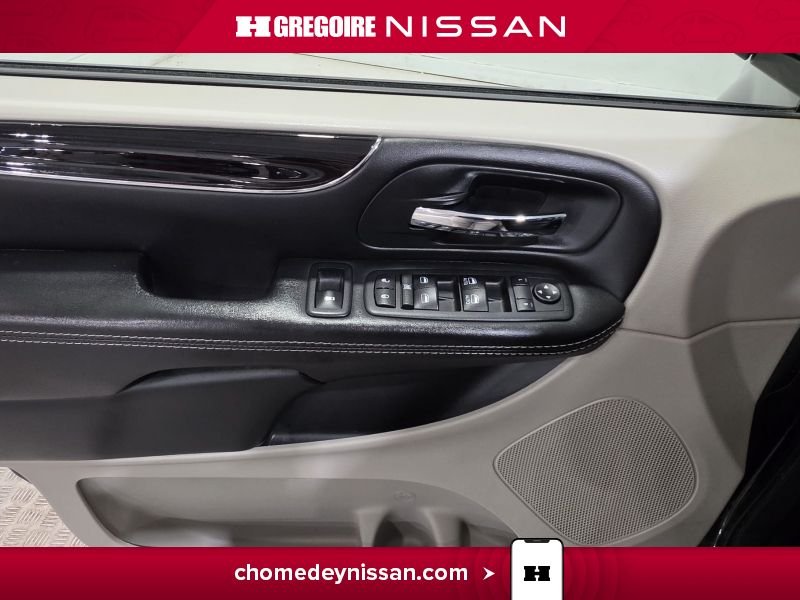 2017 Dodge GR Caravan Black Saint-Eustache - photo #12