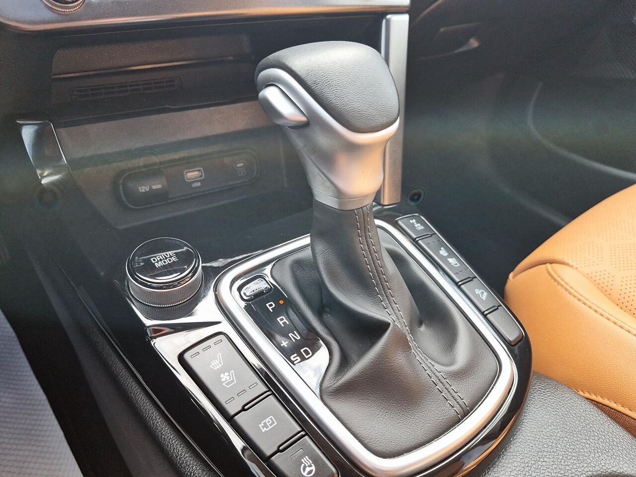 Kia Seltos 2025 Gris Saint-Jérôme - photo #13