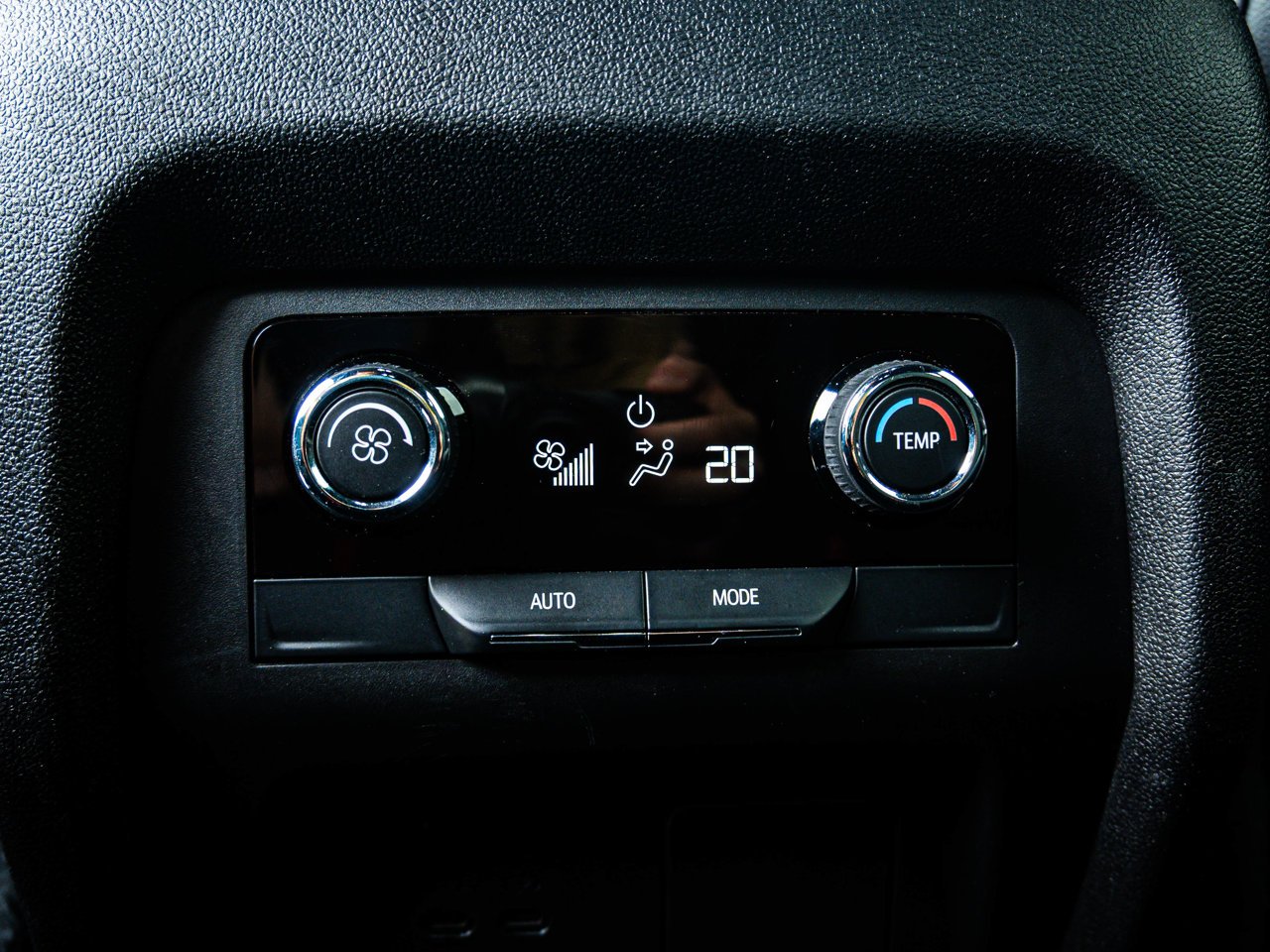 2026 Chevrolet Traverse AWD 4dr LT White Sherwood Park - photo #31