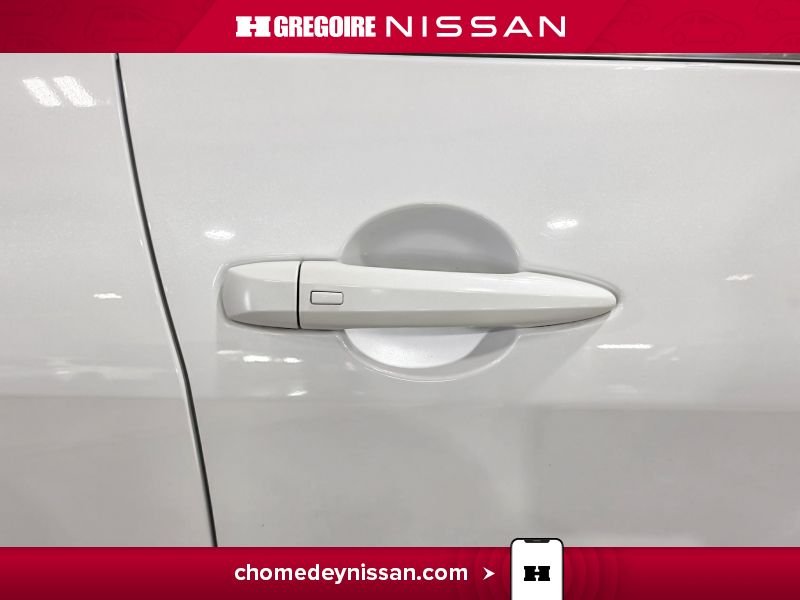 2022 Nissan Sentra White Laval - photo #13