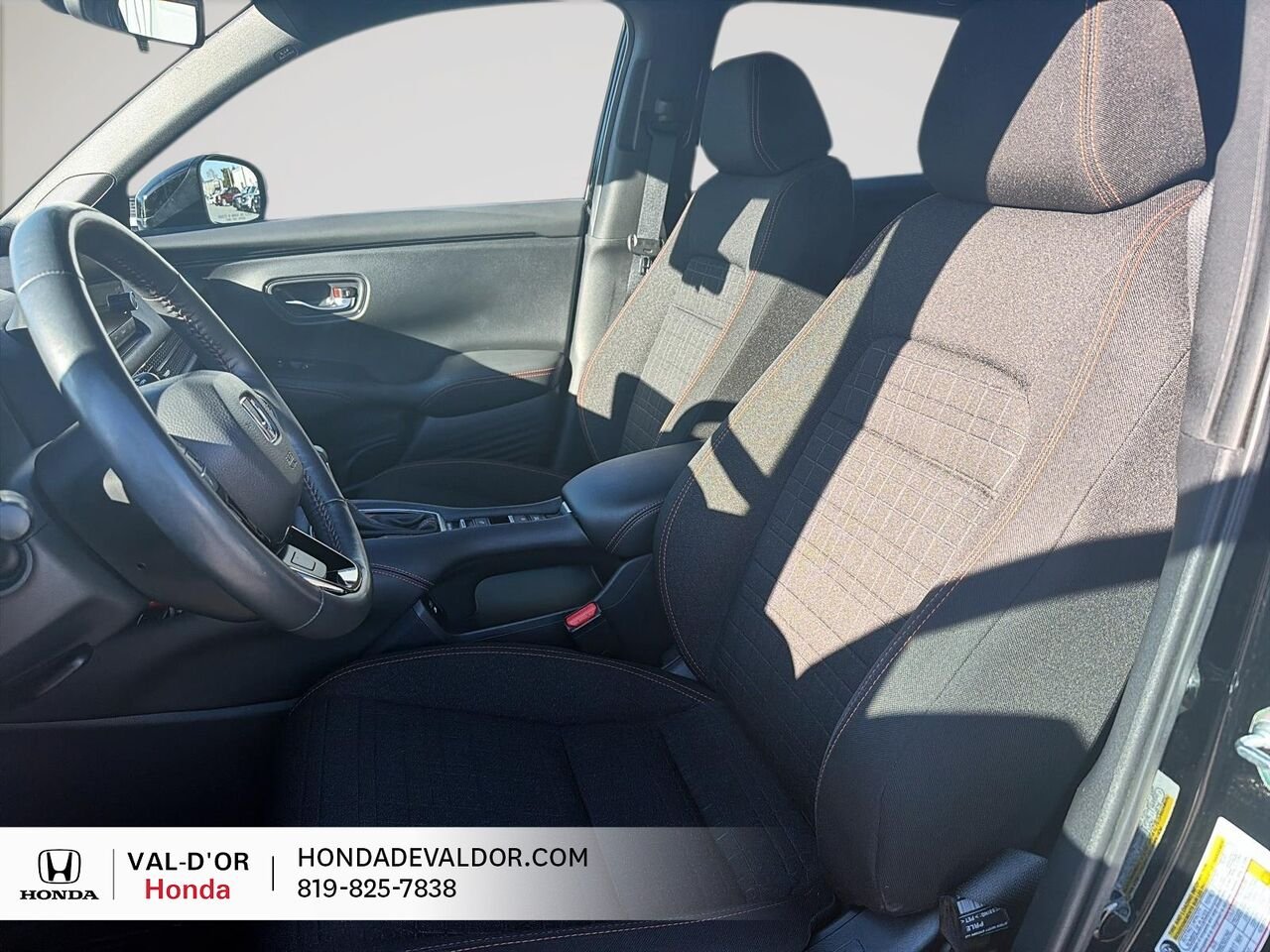 2025 Honda HR-V Sport AWD ALL BLACK GARANTIE PROLONGÉE Black Val-d'Or - photo #7