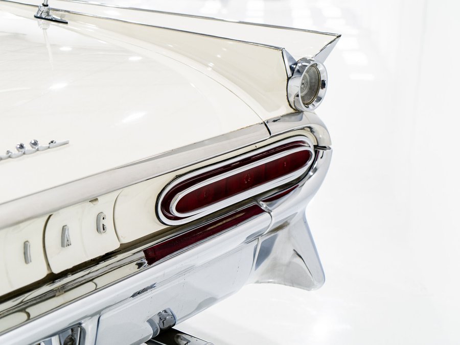 Pontiac Bonneville 1959 1959 Beige