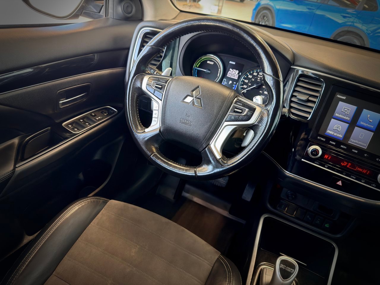 Mitsubishi Outlander PHEV 2020 Noir Notre-Dame-des-Prairies - photo #22