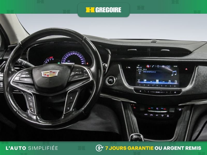 2019 Cadillac XT5 Black Saint-Eustache - photo #19