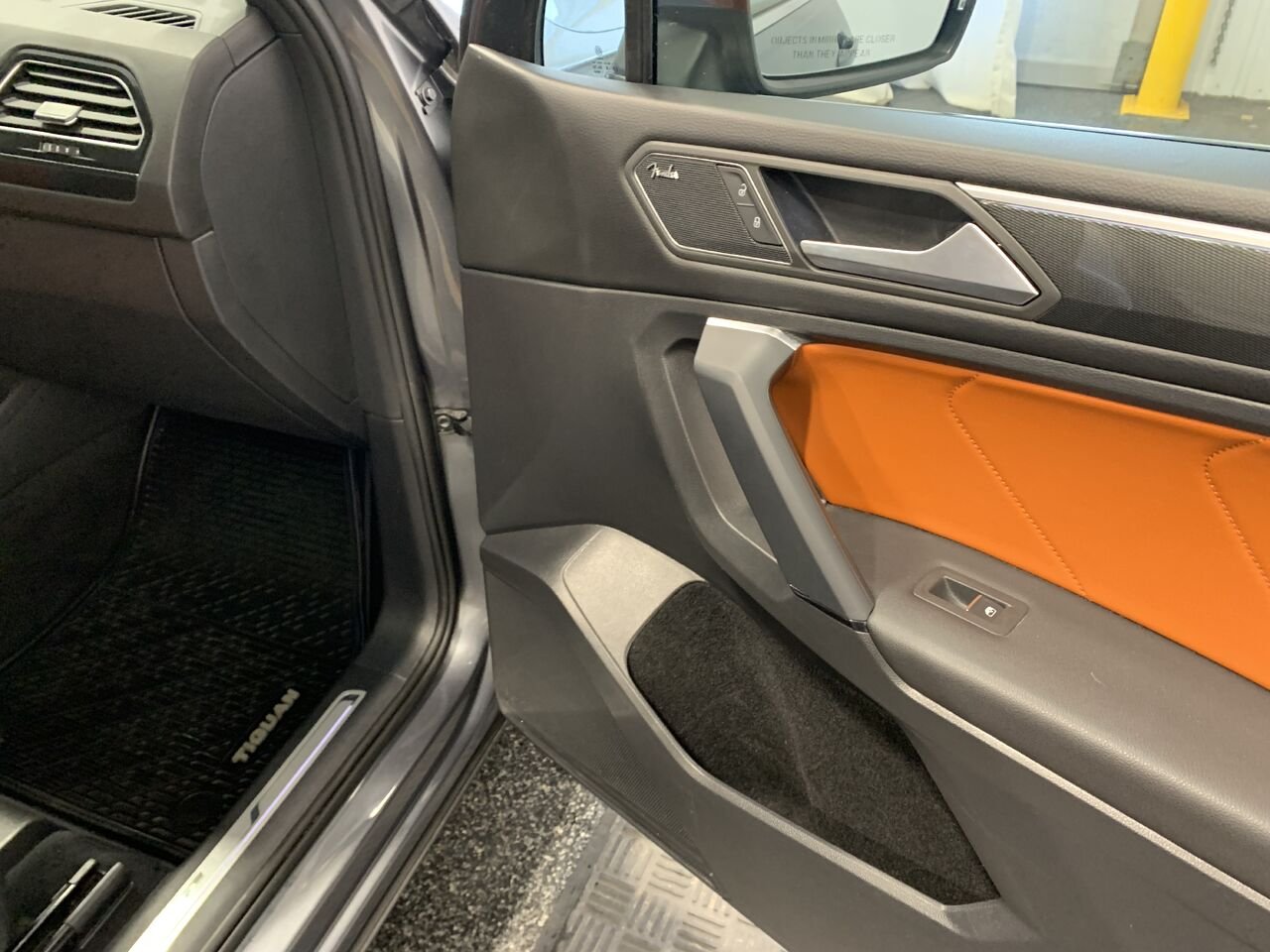 2019 Volkswagen Tiguan R-LINE Grey Châteauguay - photo #18