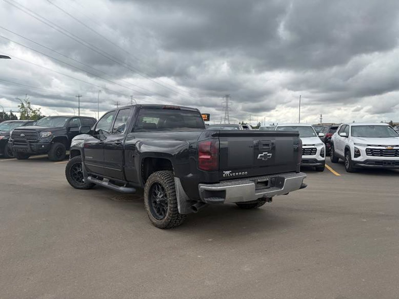 2015 Chevrolet Silverado 1500 4WD Double Cab 143.5 LT w/1LT Black Sherwood Park - photo #3