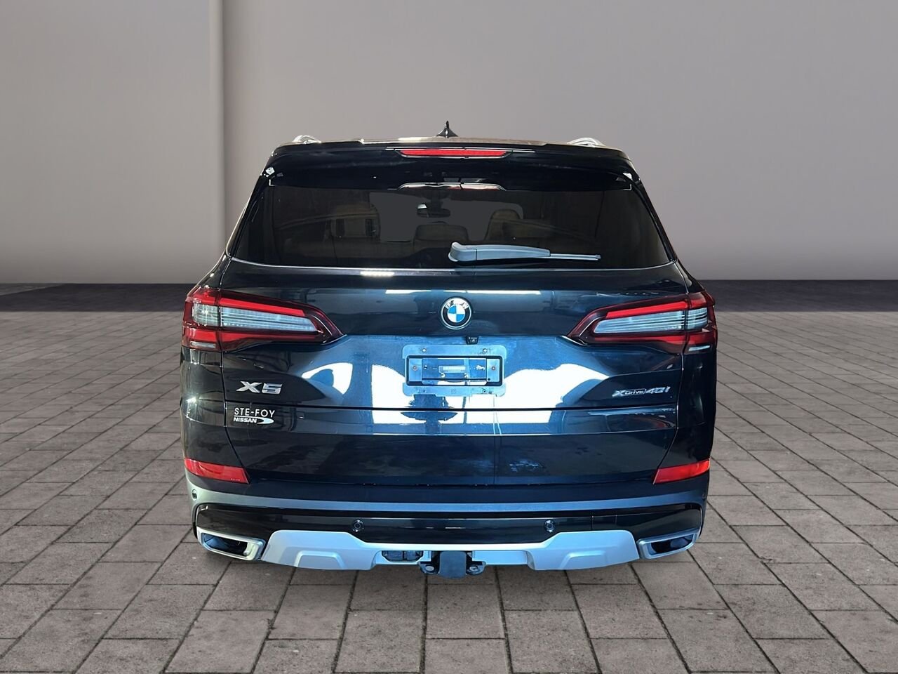 2022 BMW X5 Black Québec - photo #2