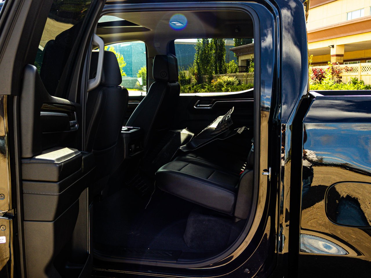 2024 Chevrolet Silverado 1500 4WD Crew Cab 147 RST Black Sherwood Park - photo #29