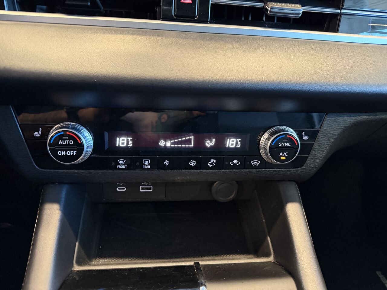 Mitsubishi Outlander 2024 Gris Saint-Eustache - photo #23